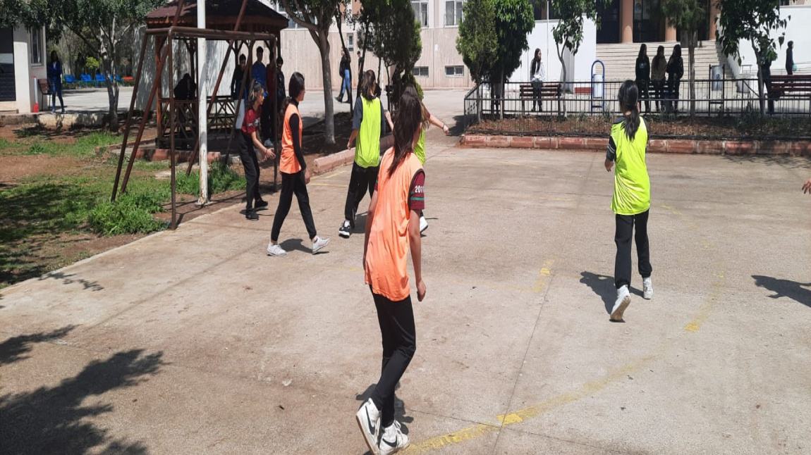 İlhan Atış Anadolu Lisesi Sınıflar Arası Kız Futsal Turnuvası